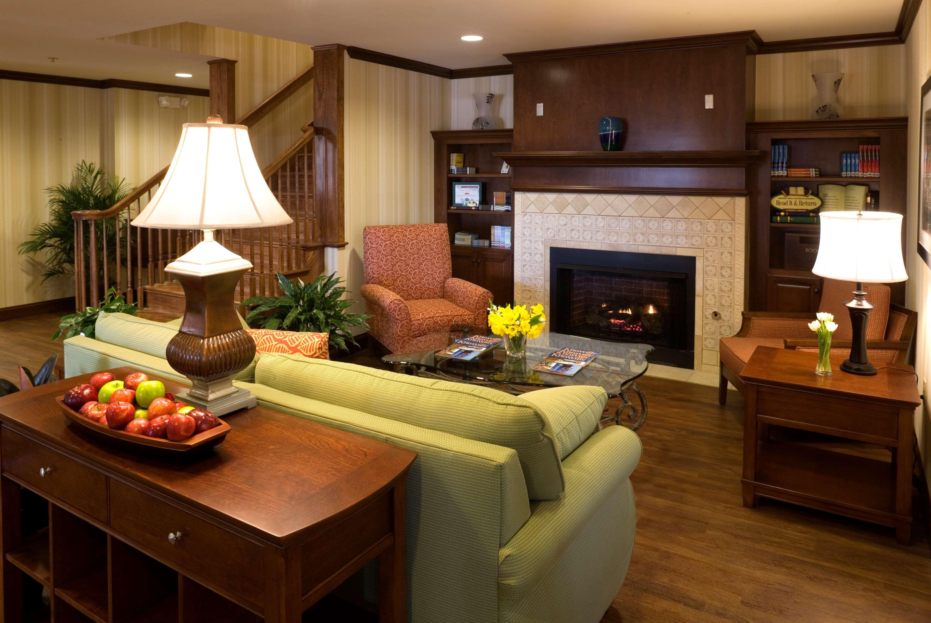 Hotel Country & By Radisson, At Cedar Bluff, Tn