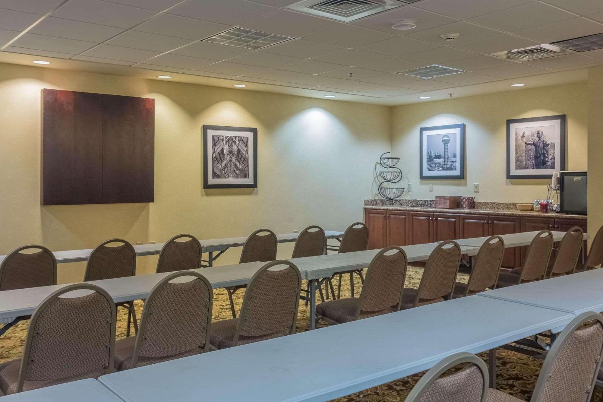 Country & By Radisson, At Cedar Bluff, Tn 2* Knoxville
